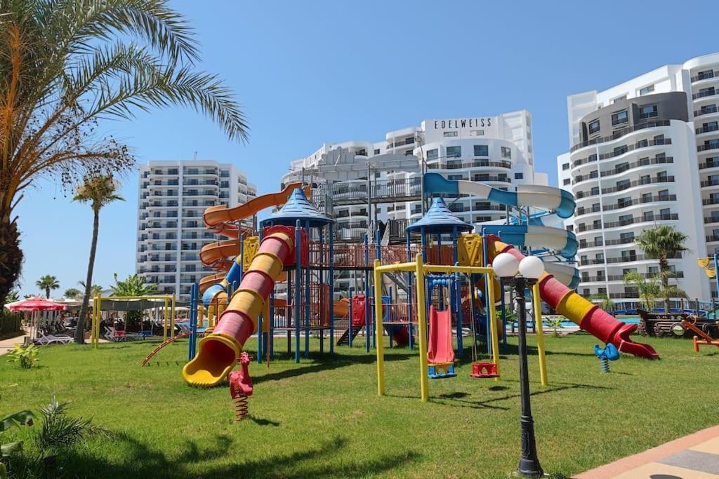 Edelweiss Success Home Beach Iskele District  ภายนอก รูปภาพ